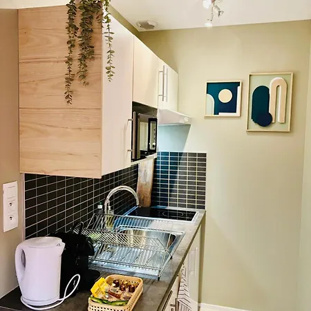 Le Marguerite & Le Melange Savant Apartment *