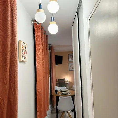 Le Marguerite & Le Melange Savant Apartment *