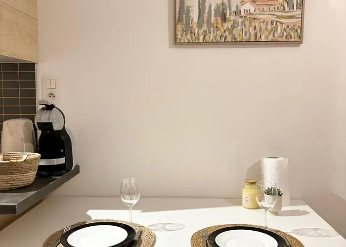 Le Marguerite & Le Melange Savant