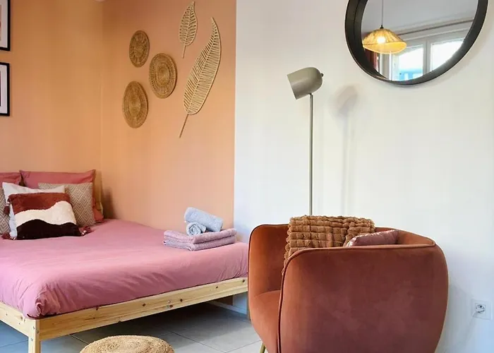 Le Marguerite & Le Melange Savant Apartment