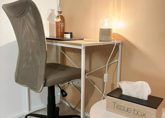 Le Marguerite & Le Melange Savant *