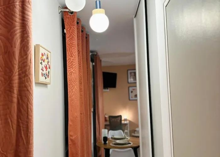 Le Marguerite & Le Melange Savant Apartment *