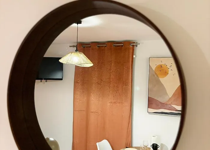 Le Marguerite & Le Melange Savant Apartment *